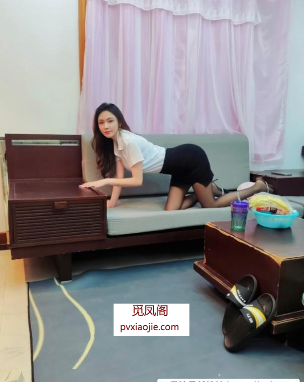 黑丝长腿御姐